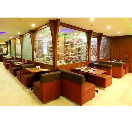 The Ocea International Hotel バンガロール エクステリア 写真